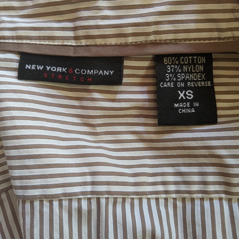 Button down - Picture 4 of 5